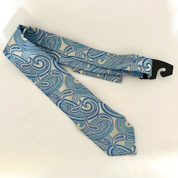 BNWT Men’s formal tie with pocket square blue pattern - Picture 1 of 4